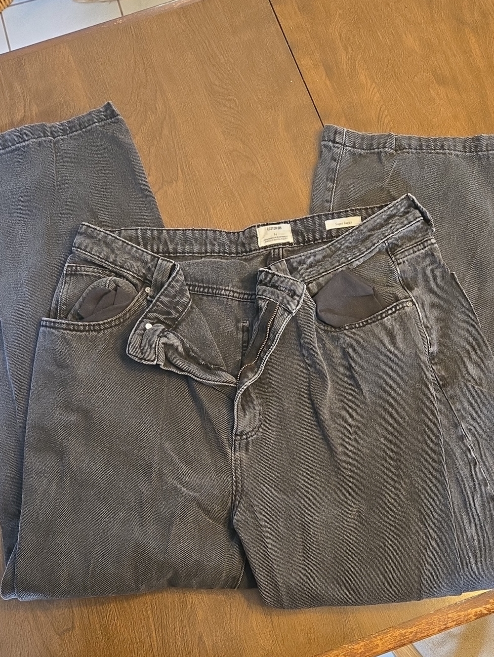 Cotton On Straight Leg Jeans in Washed Black